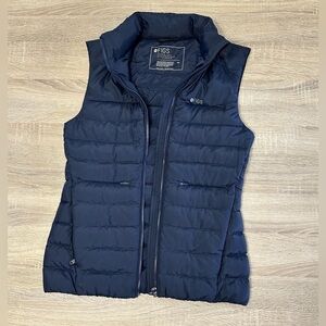 Figs Women's xs Navy Blue On-shift Packable Puffer Vest